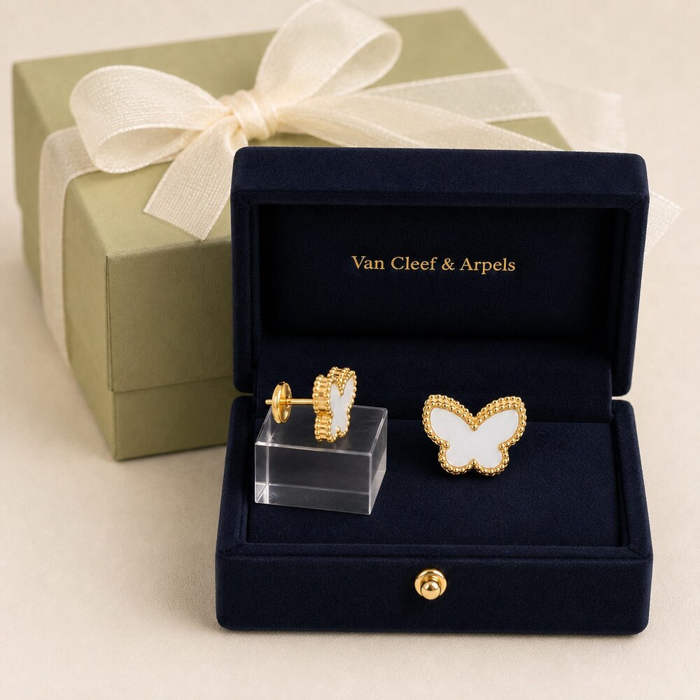 Van Cleef & Arpels Elegant Signature Earrings Style 6 | New with Box - Picture 5 of 9